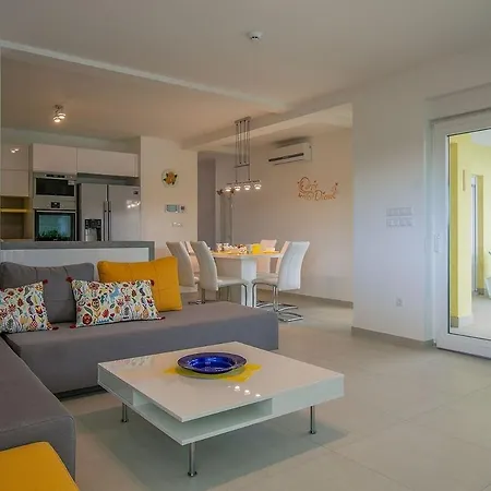 Villa Vita Villa *